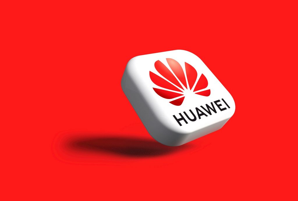 Η Huawei εγκαινιάζει νέα σειρά κινητών τηλεφώνων για να ανταγωνιστεί την Apple στην Κίνα μετά την επαναστατική ανακάλυψη στα τσιπ